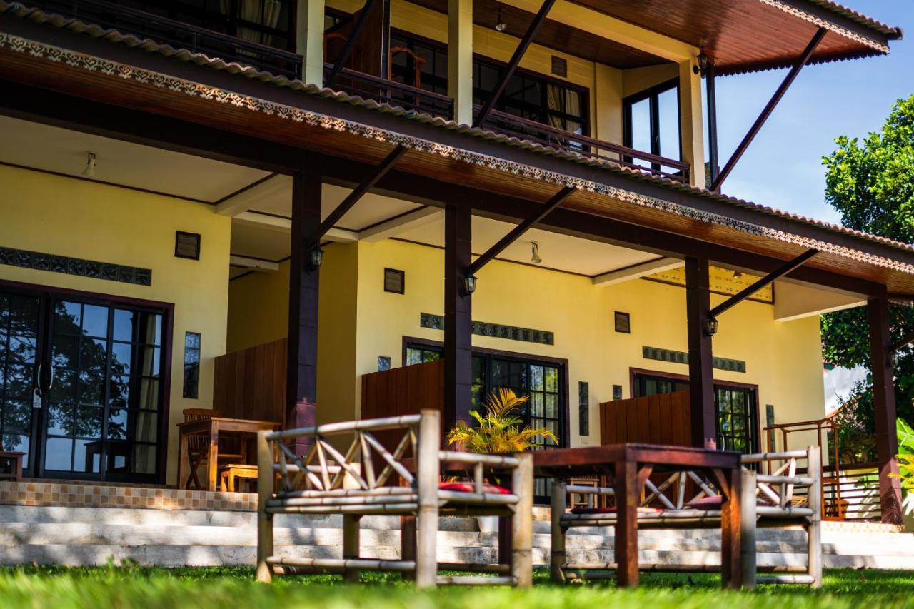 Nakorn River View Champasak Exterior photo
