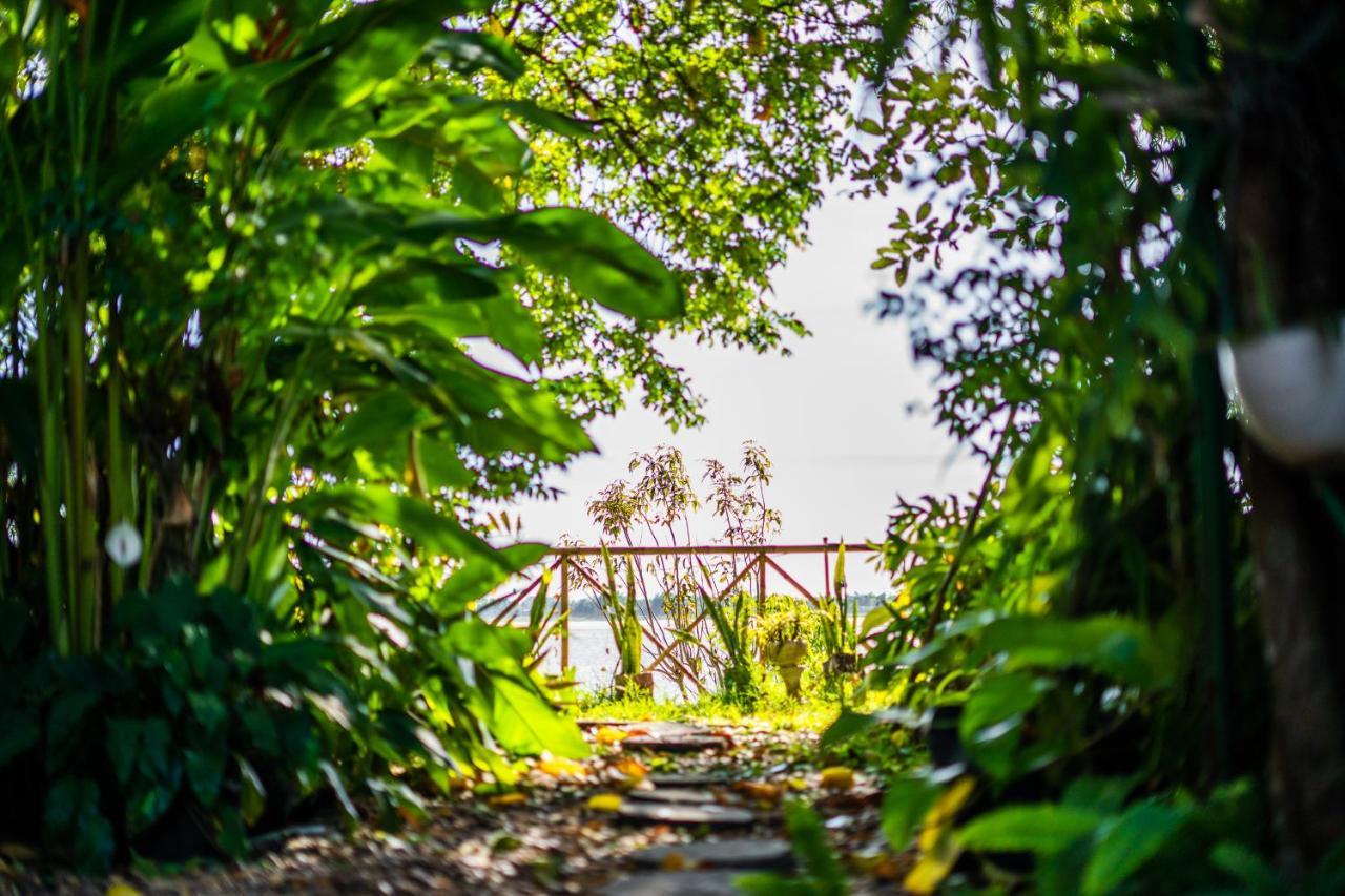 Nakorn River View Champasak Exterior photo