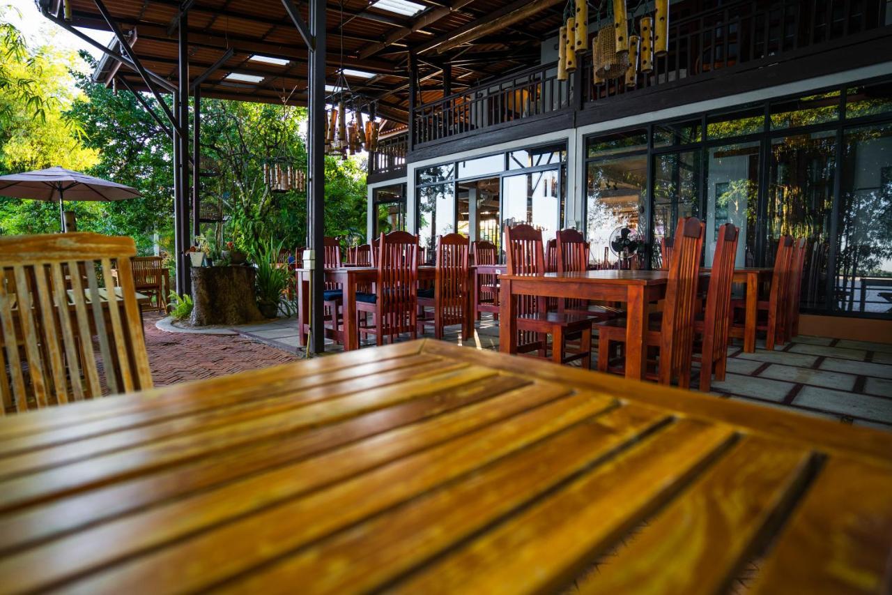 Nakorn River View Champasak Exterior photo