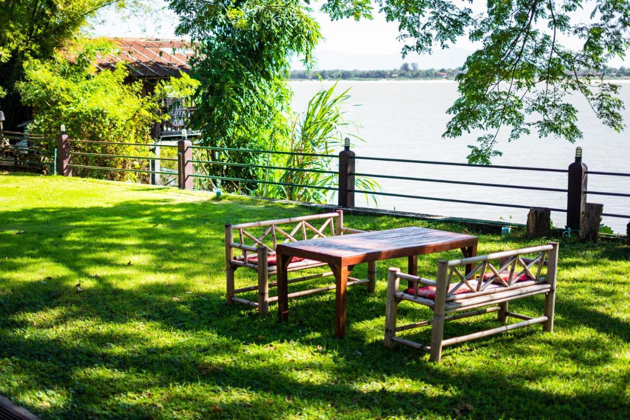 Nakorn River View Champasak Exterior photo