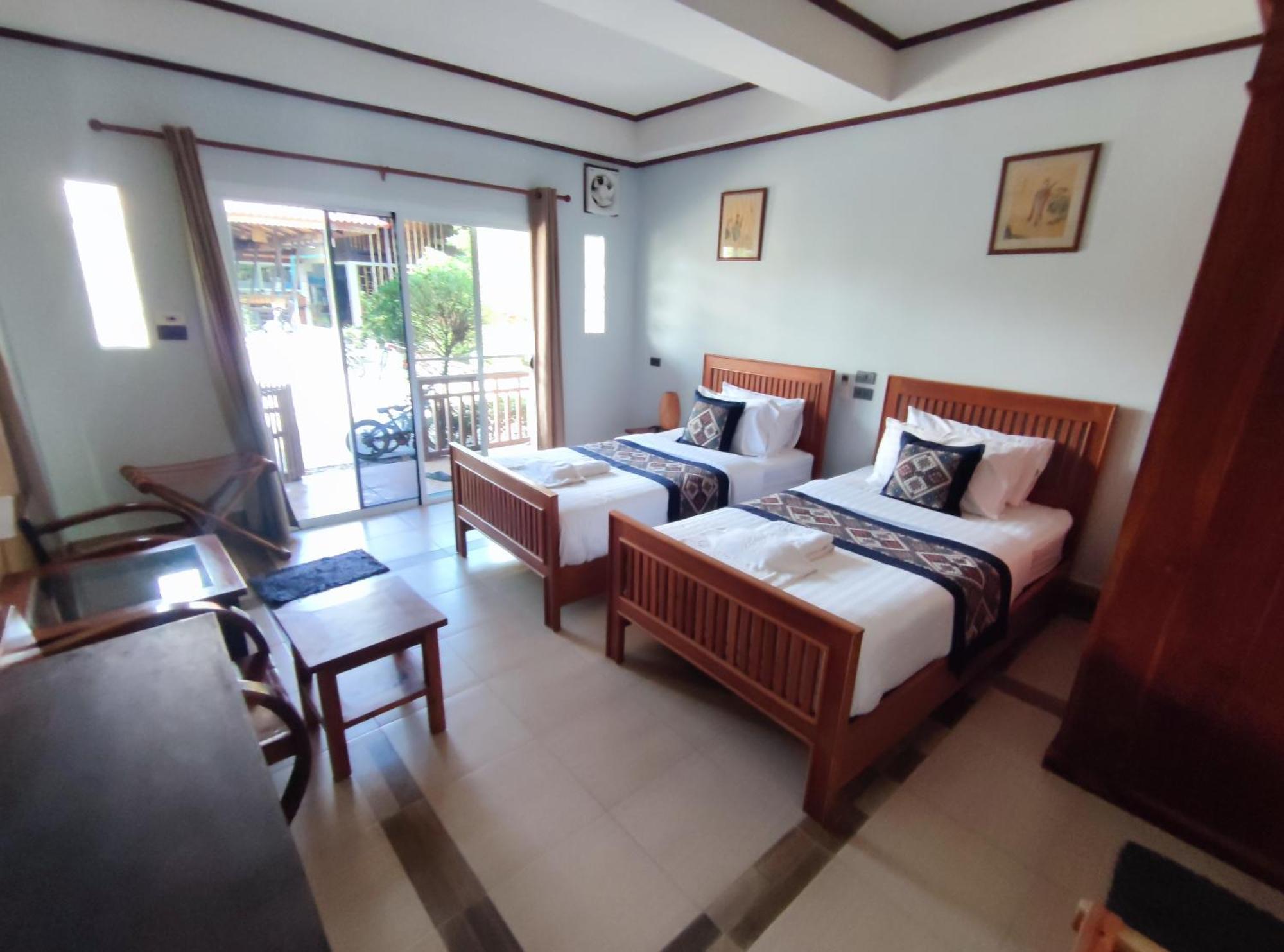Nakorn River View Champasak Exterior photo