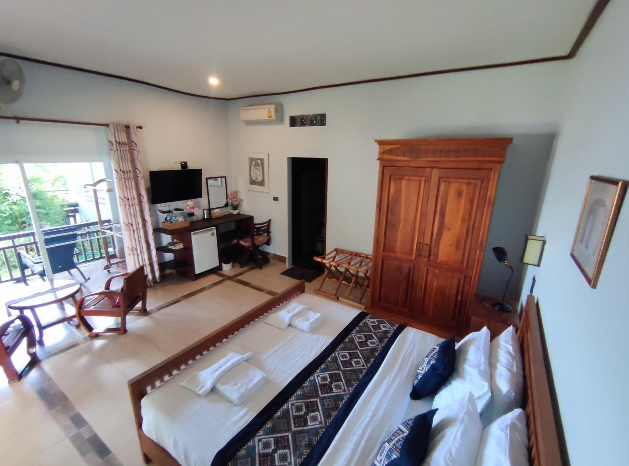 Nakorn River View Champasak Exterior photo